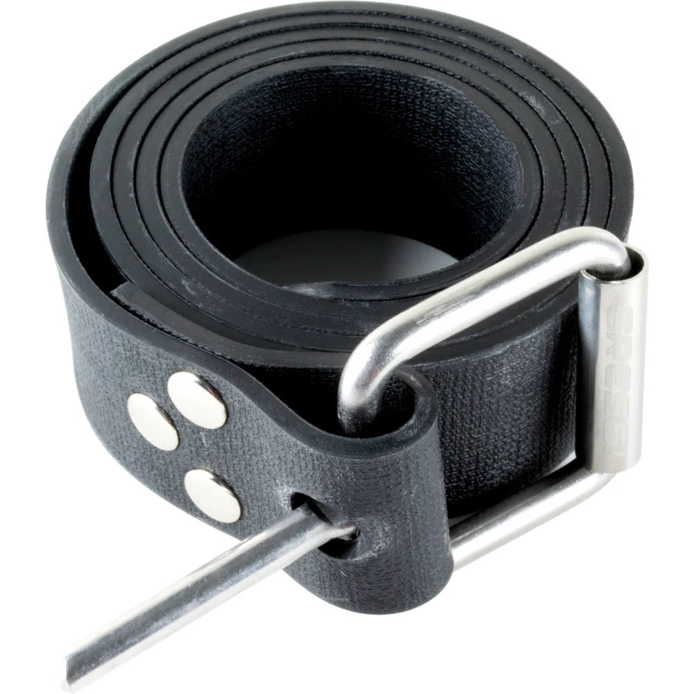 Cressi Marseille black rubber diving weight belt with adjustable holes and stainless steel Marseillaise quick-release buckle for freediving and spearfishing.