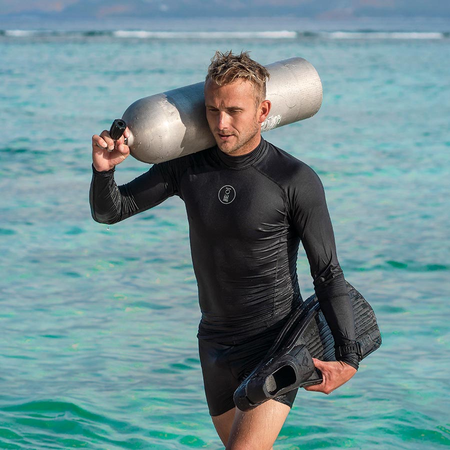 Fourth Element - Men’s Long Sleeve Hydroskin — Black